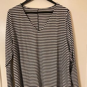 Striped long sleeve tshirt